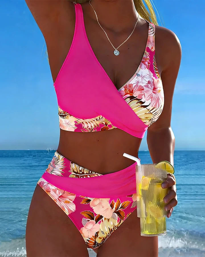 Jolina | Bikini met bloemenprint en split