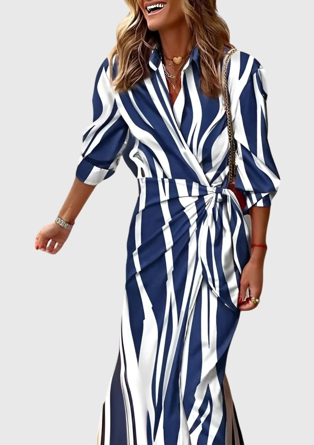 Everly™ | Elegante Wikkeljurk met Print