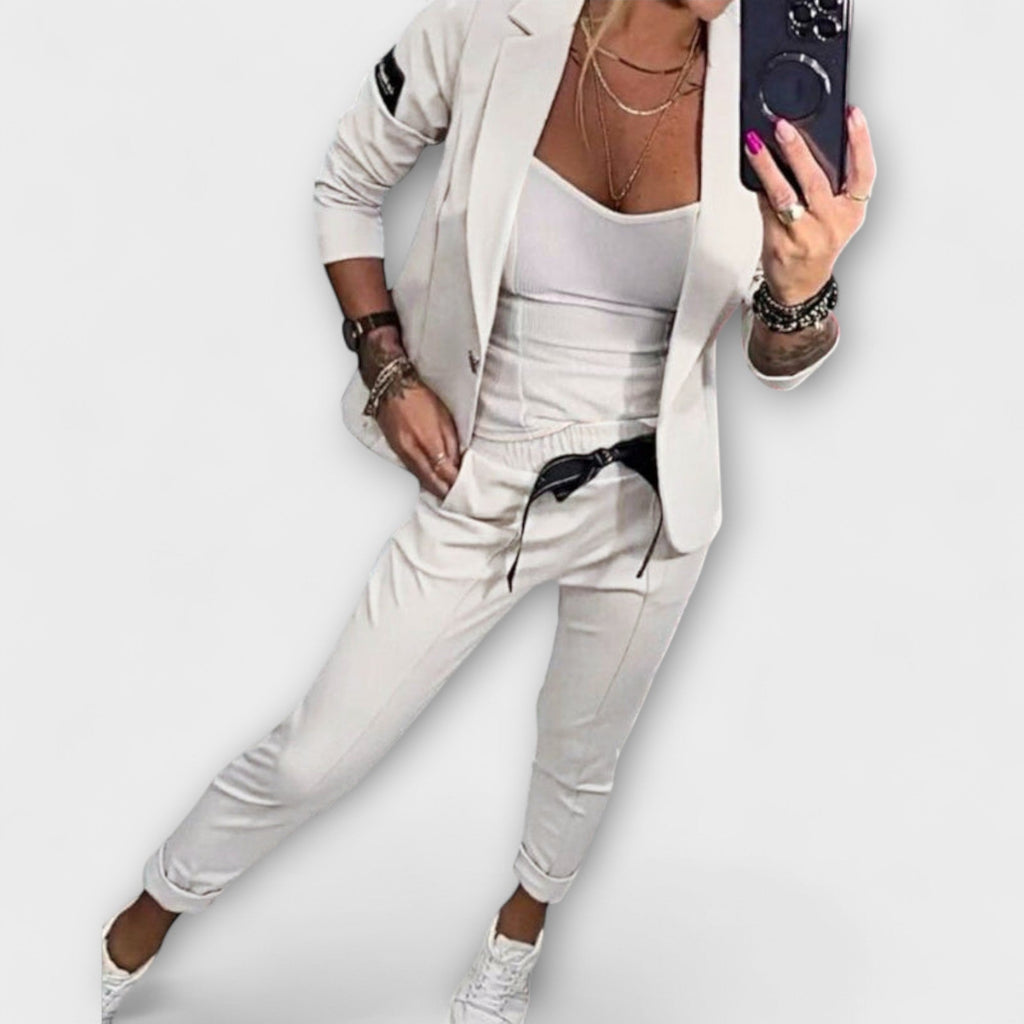 Vionne | Elegante set van top, jasje en broek