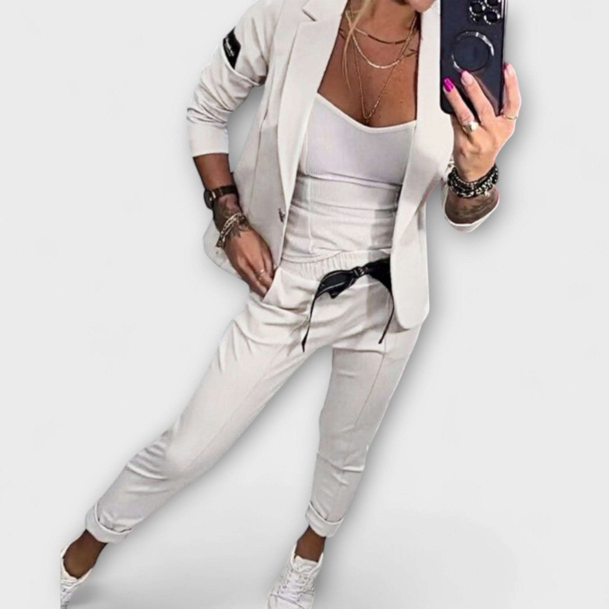 Vionne | Elegante set van top, jasje en broek