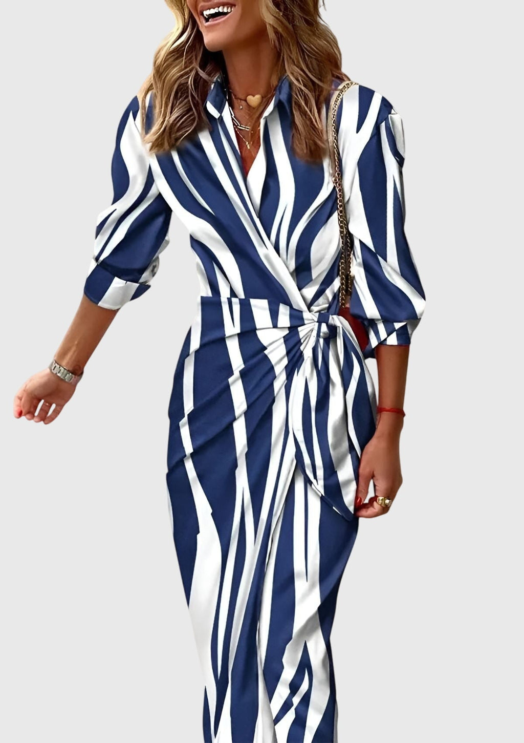 Everly™ | Elegante Wikkeljurk met Print
