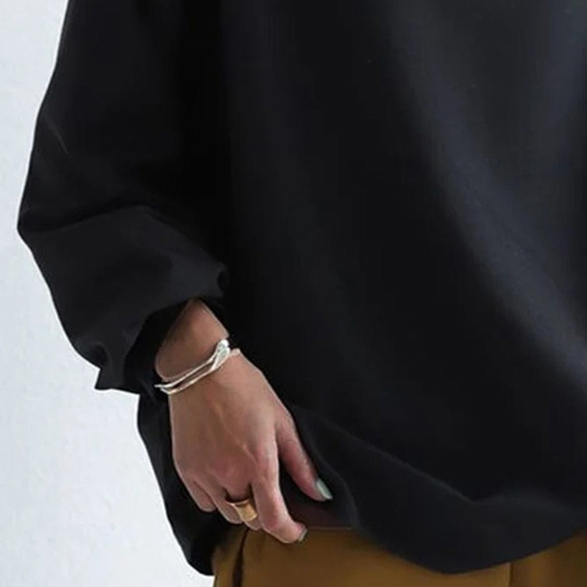 Laevynne | Casual top met hoge hals