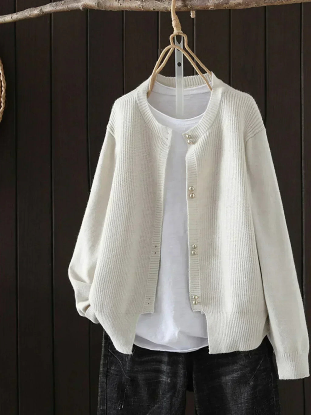 ELARA | VEST MET PARELKNOPEN