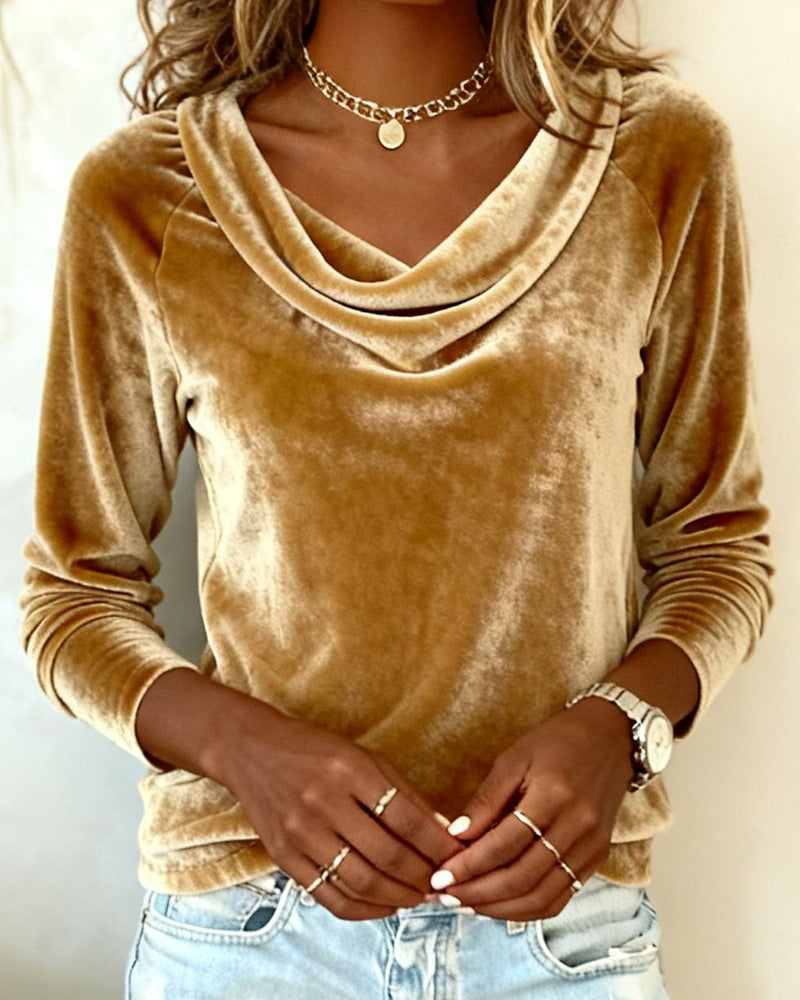 Margaret | Luxe fluwelen top met gedrapeerde hals