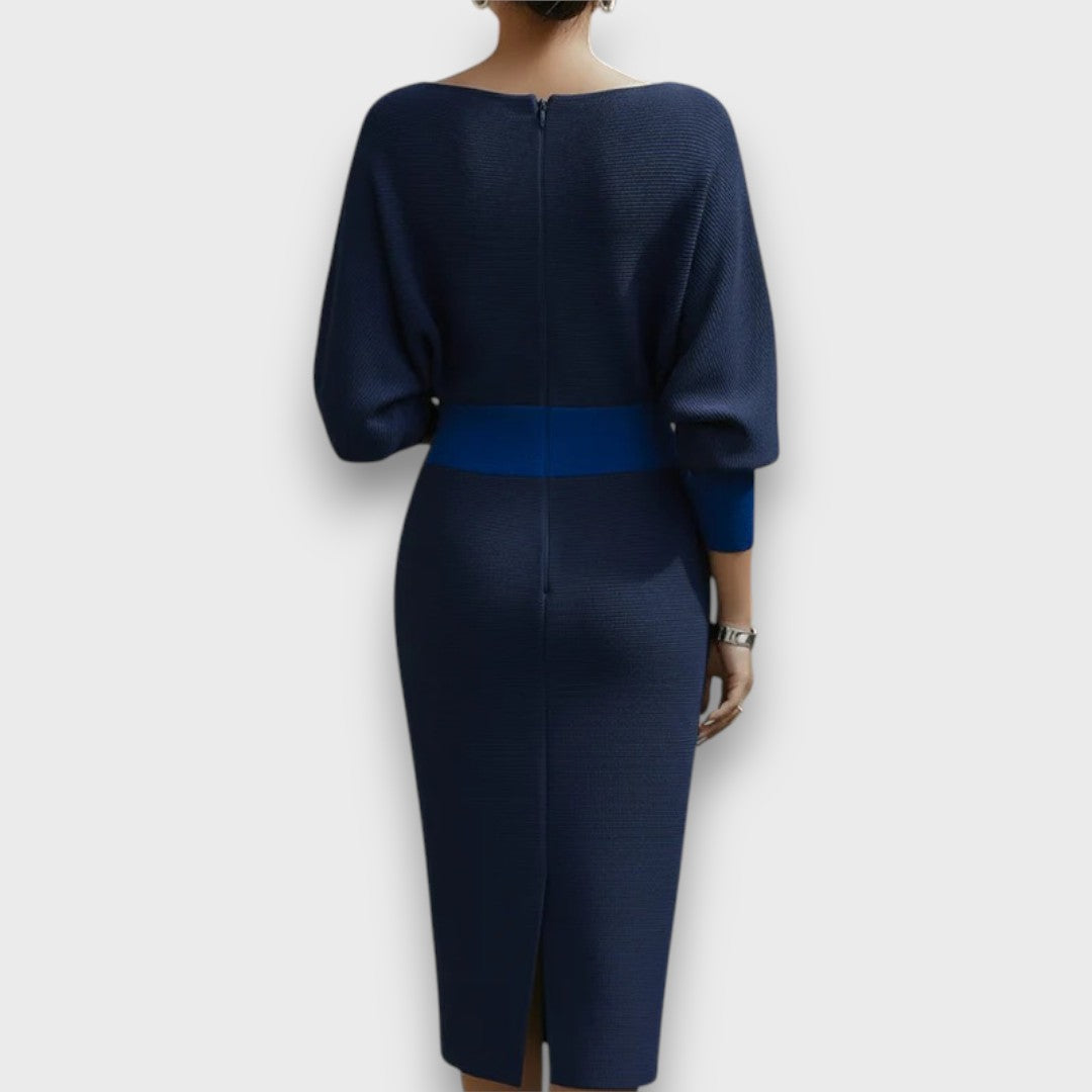 Lunaria – Gedrapeerde Batwing Midi Jurk